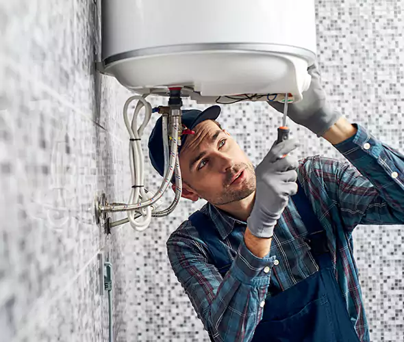 Expert Plumber for Hot Water Tank Maintenance in Kendale Lakes, FL: Schedule Reliable Maintenance Services with Us