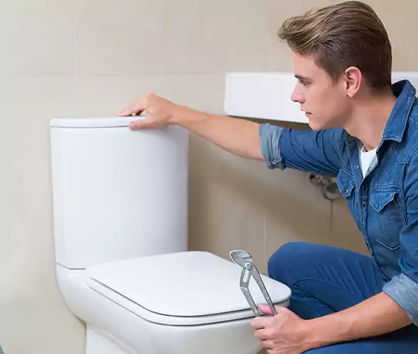 Expert Plumber for Toilet Replacement in Kendale Lakes, FL: Schedule Affordable Toilet Replacement Services with Us