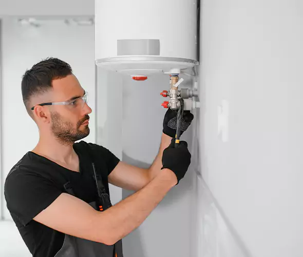 Expert Plumber for Water Heater Expansion Tank Installation in Kendale Lakes, FL