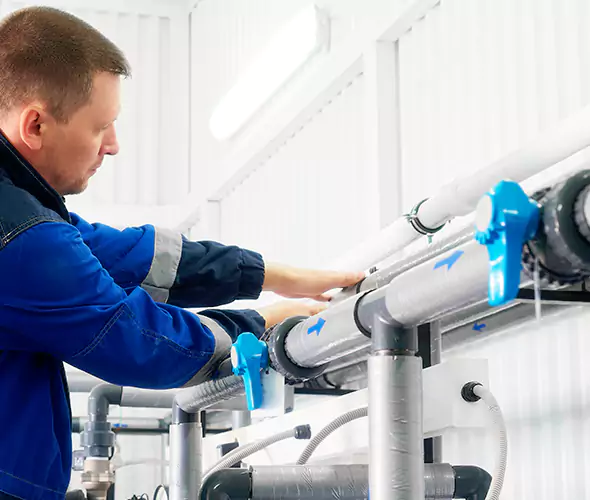 Expert Plumber for Water Softener Maintenance in Kendale Lakes, FL: Schedule Professional Maintenance with Us