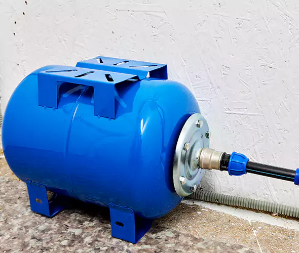 Expert Plumber for Well Pressure Tank Replacement in Kendale Lakes, FL: Schedule Affordable Tank Replacement Services with Us