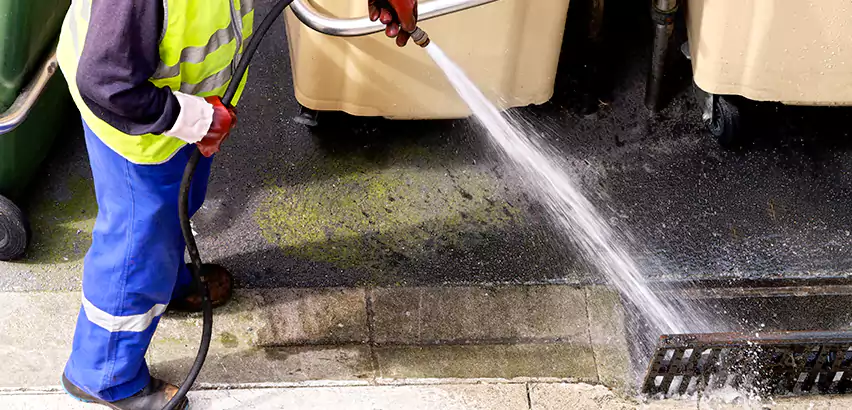 Storm Drain Jetting in Kendale Lakes